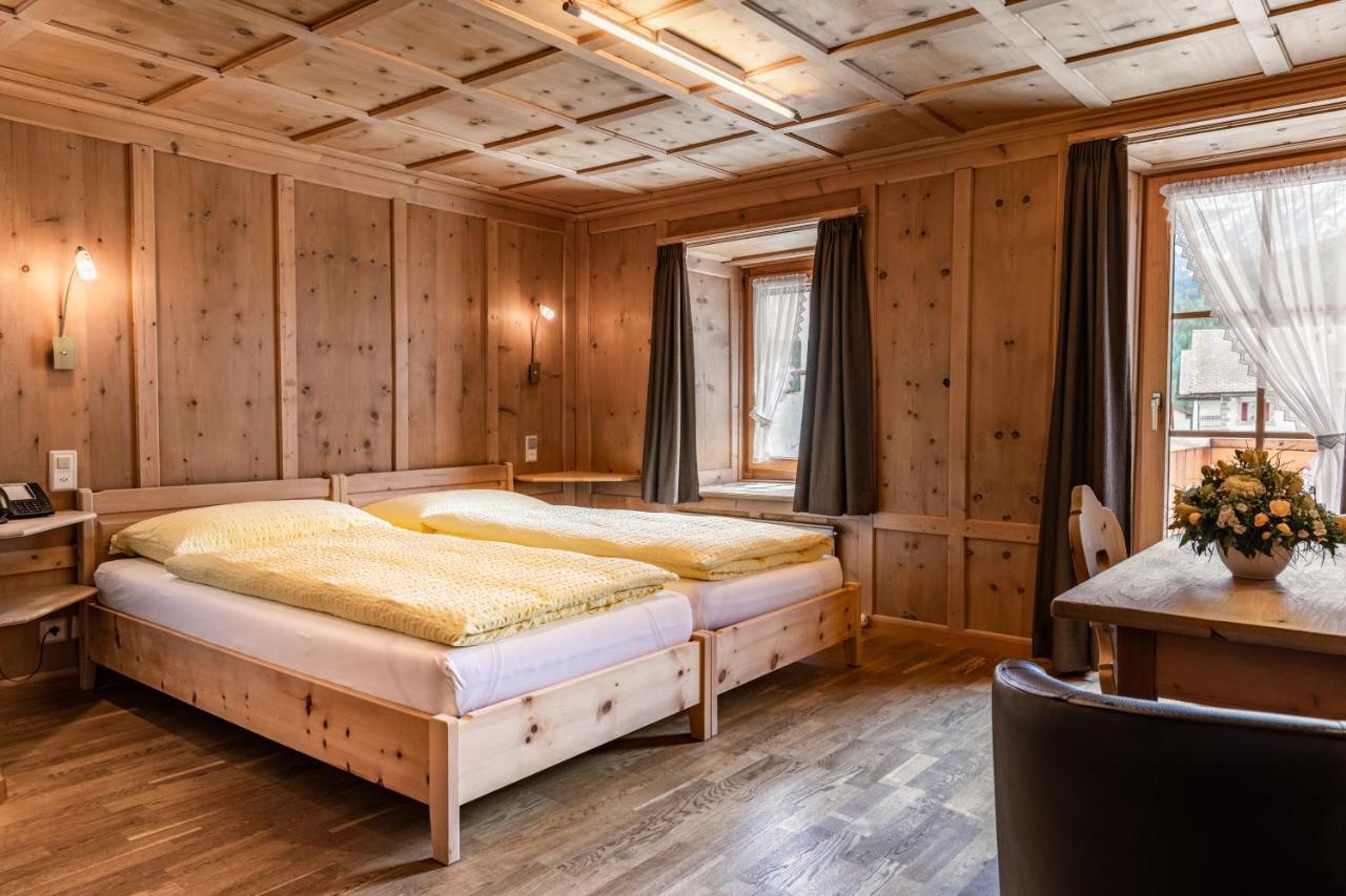 Hotel Landgasthof Staila Fuldera Exterior foto