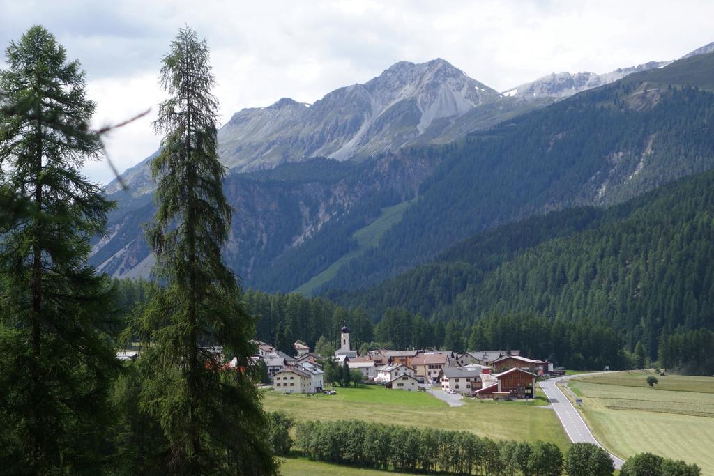 Hotel Landgasthof Staila Fuldera Exterior foto